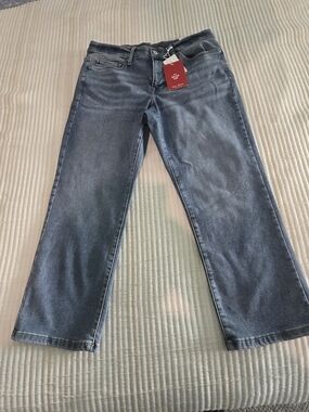 NWT Lucky Brand Sweet Jean Crop Women's Jeans Size 12/31 Mid Rise - Free Shippin